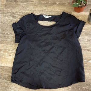 Black tee with back detail